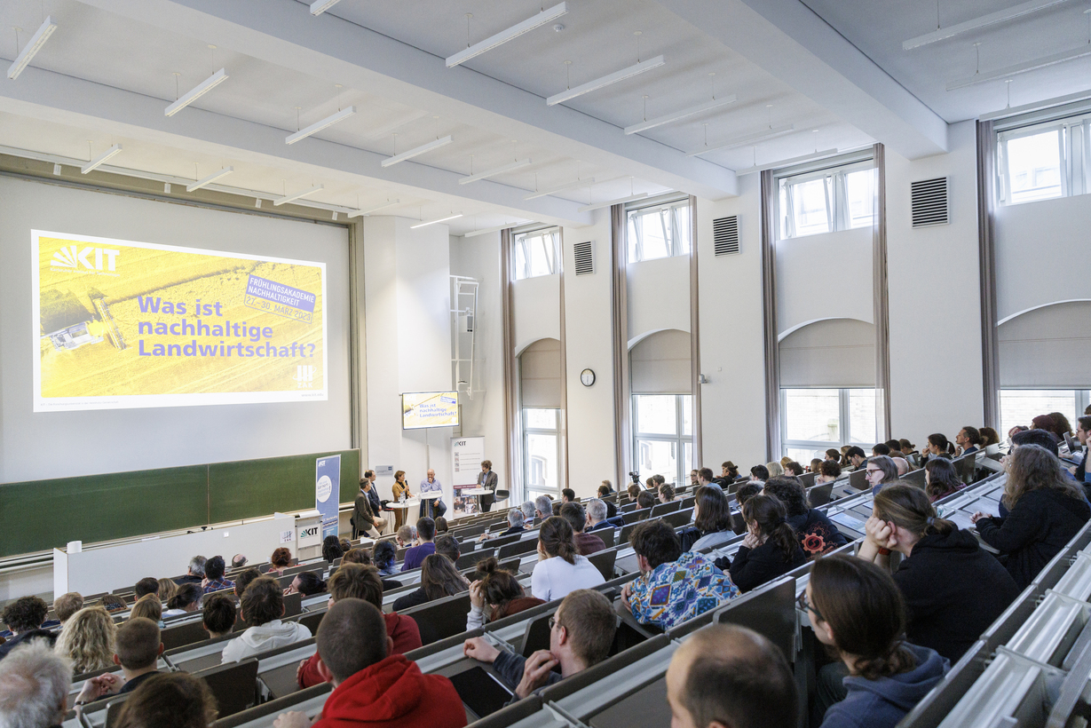 Podiumsdiskussion